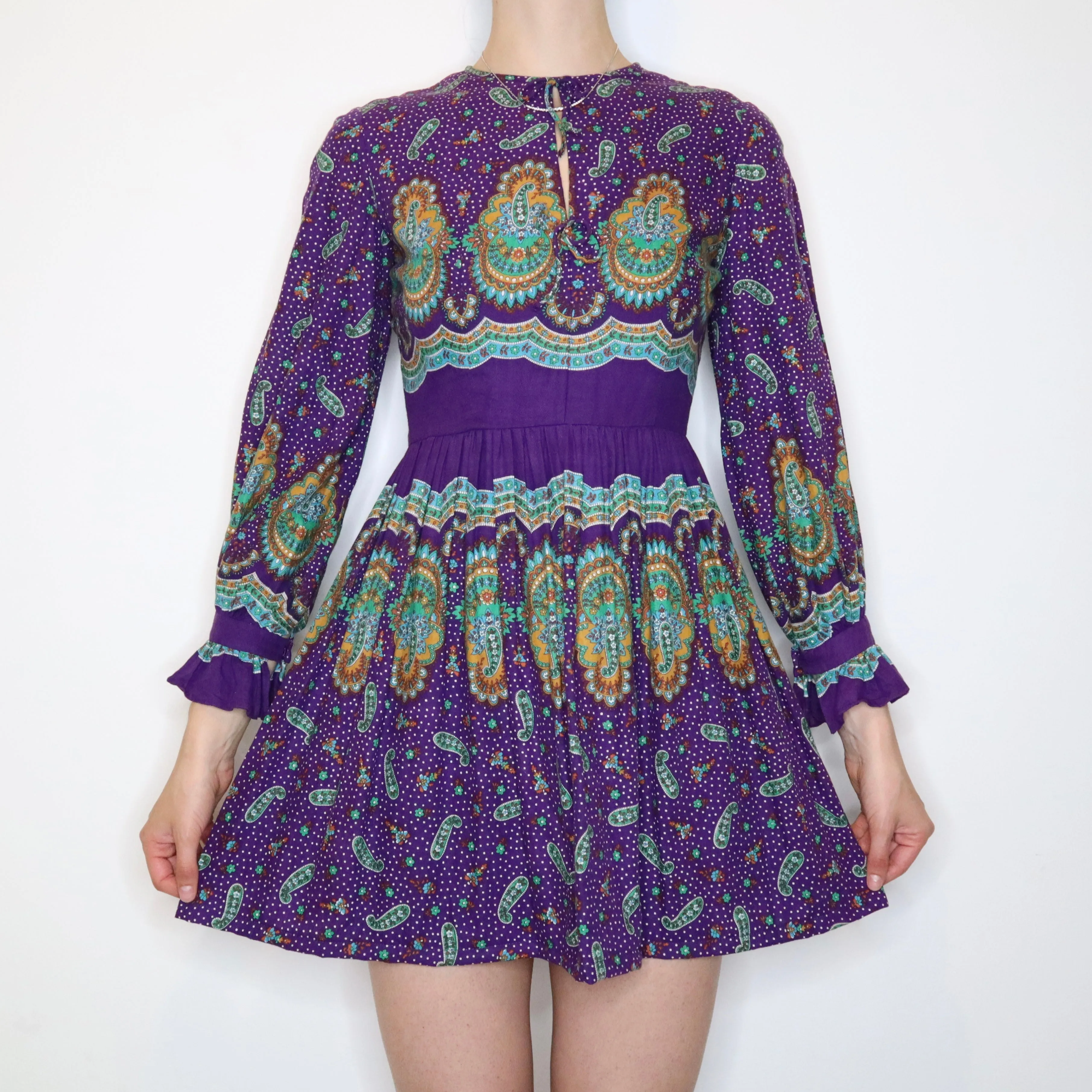 70s Purple Paisley Mini Dress (XS) 