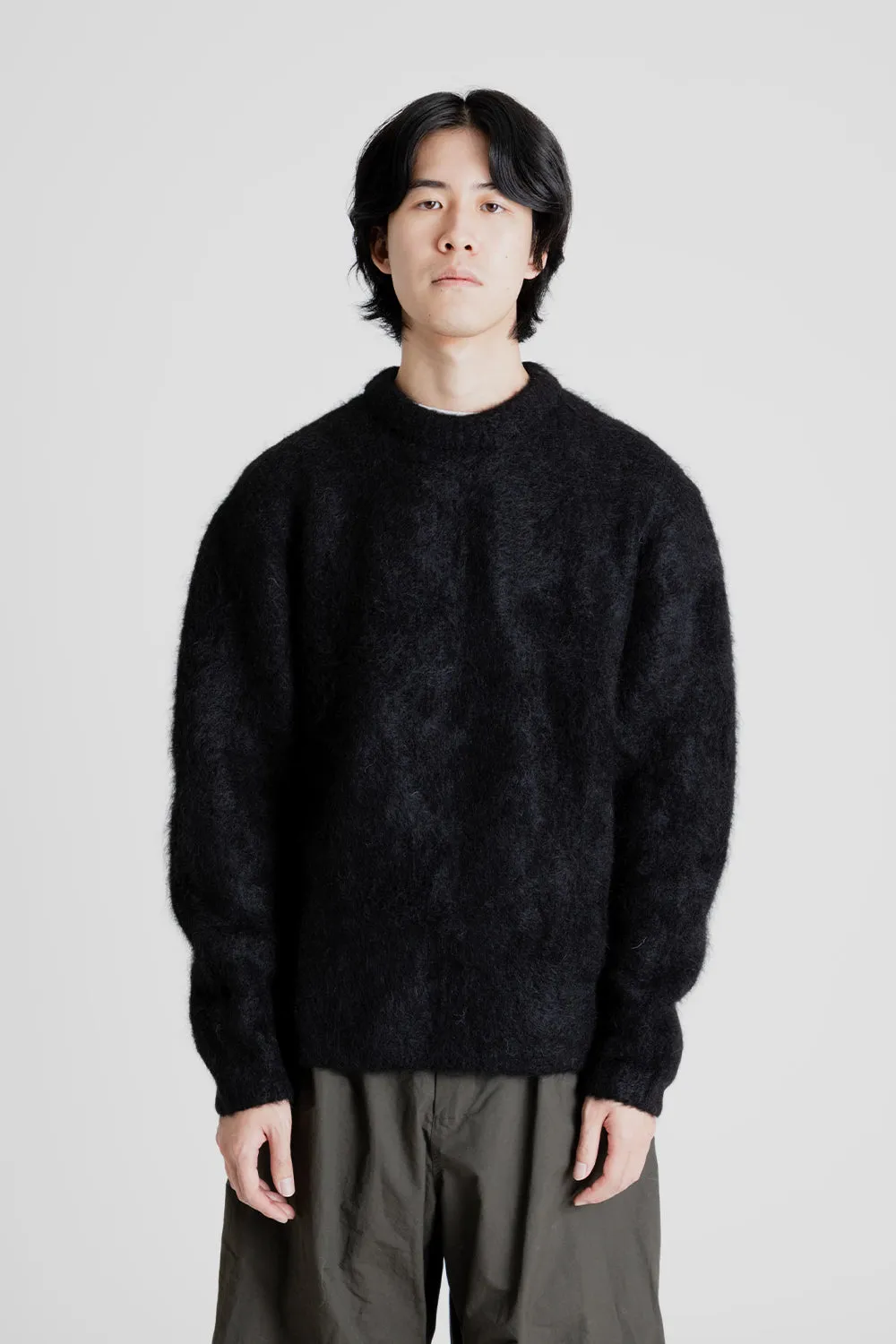 Alpaca Round Neck Pullover - Black