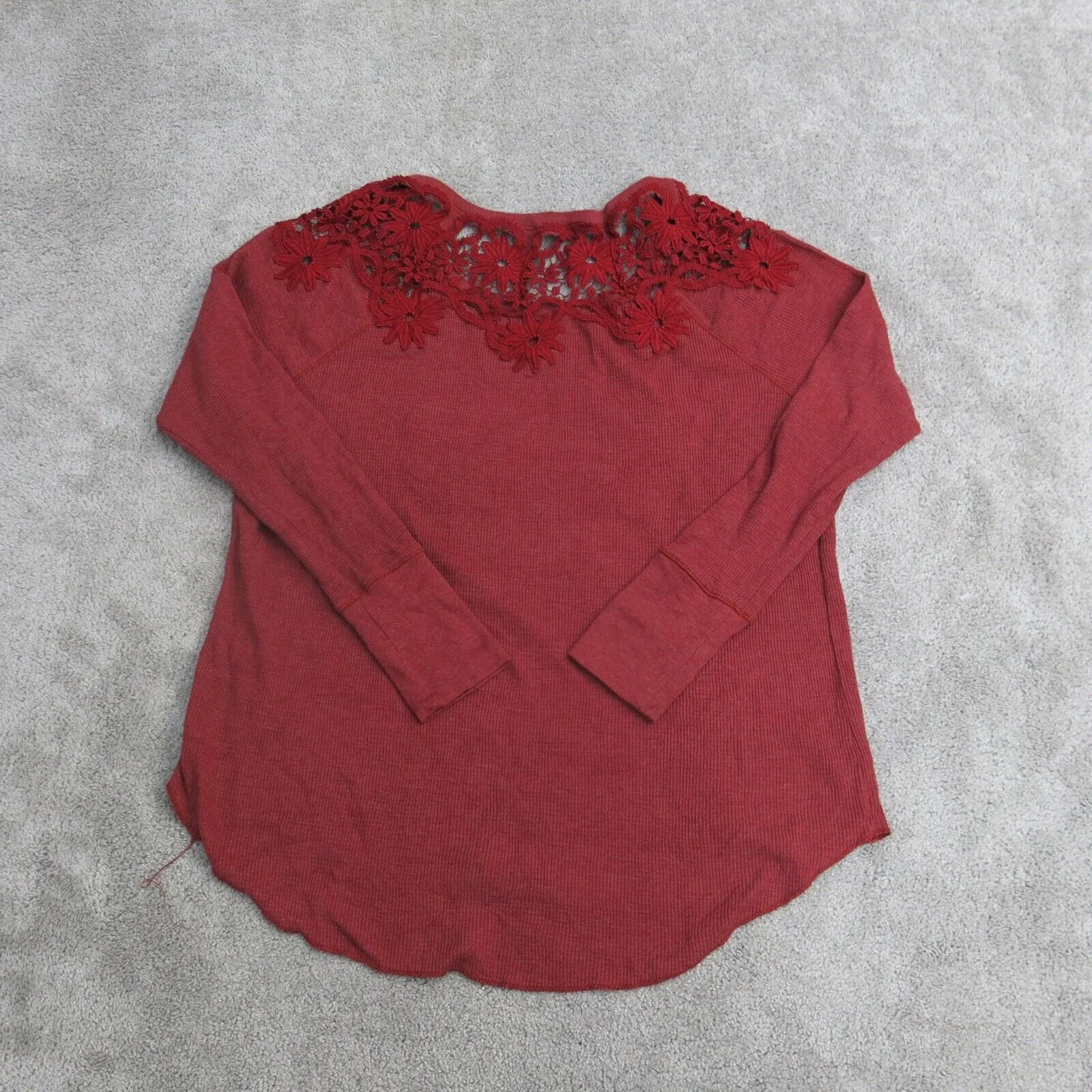American Eagle Womens Medium Red Thermal Shirt with Lace Crochet Long Sleeve