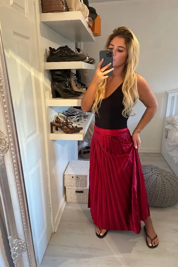 BURGUNDY PLEATED VELOUR MAXI SKIRT