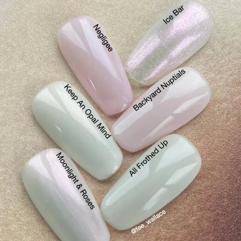 CND VINYLUX - Ice Bar #262
