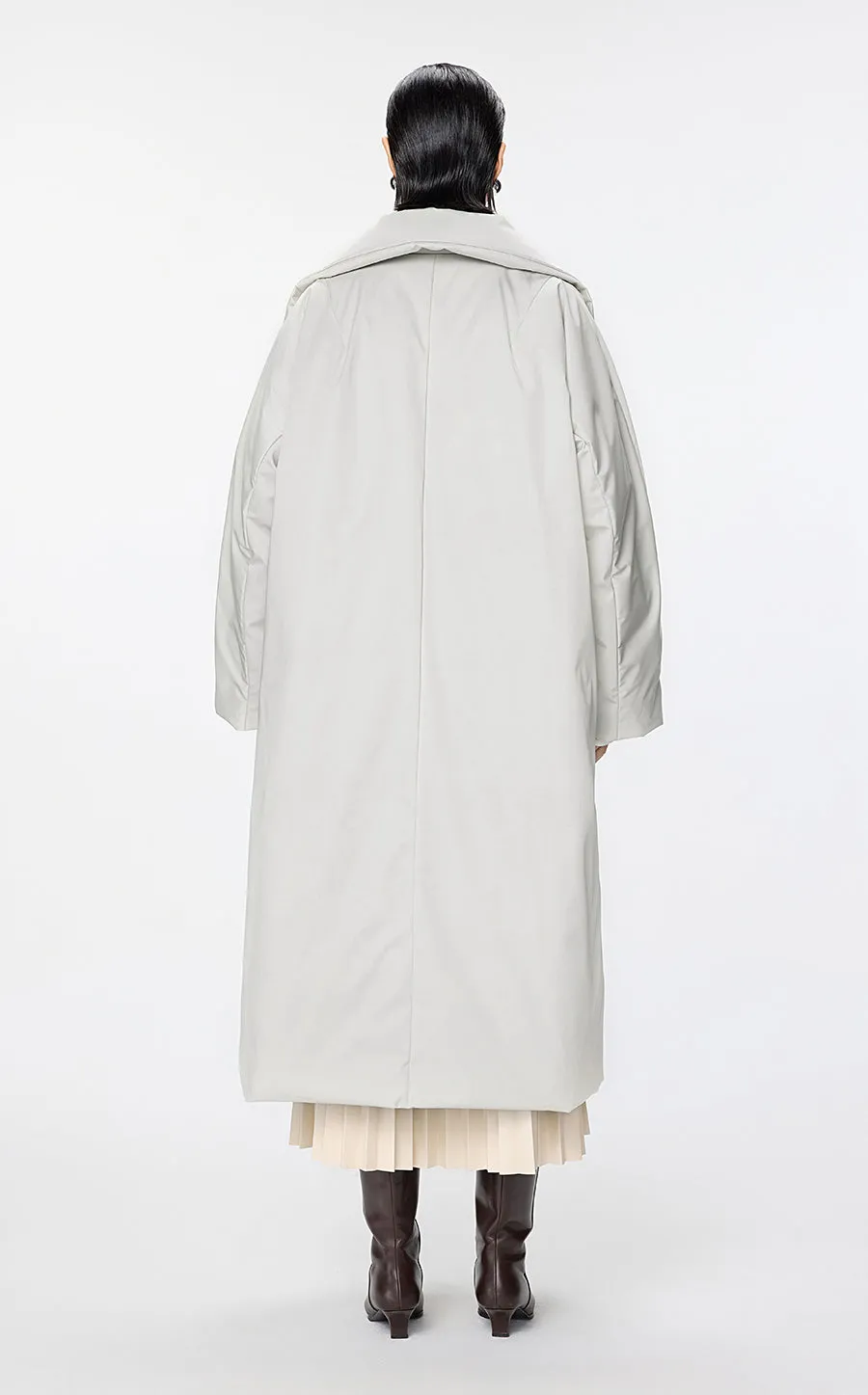 Coat / JNBY Relaxed Satin Long Down Coat
