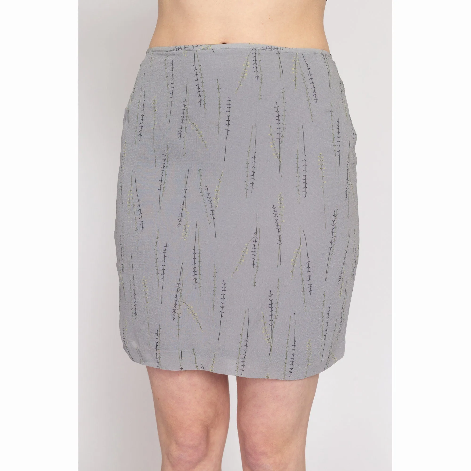 Medium 90s Grey Silk Falling Vine Print Mini Skirt 27.5"