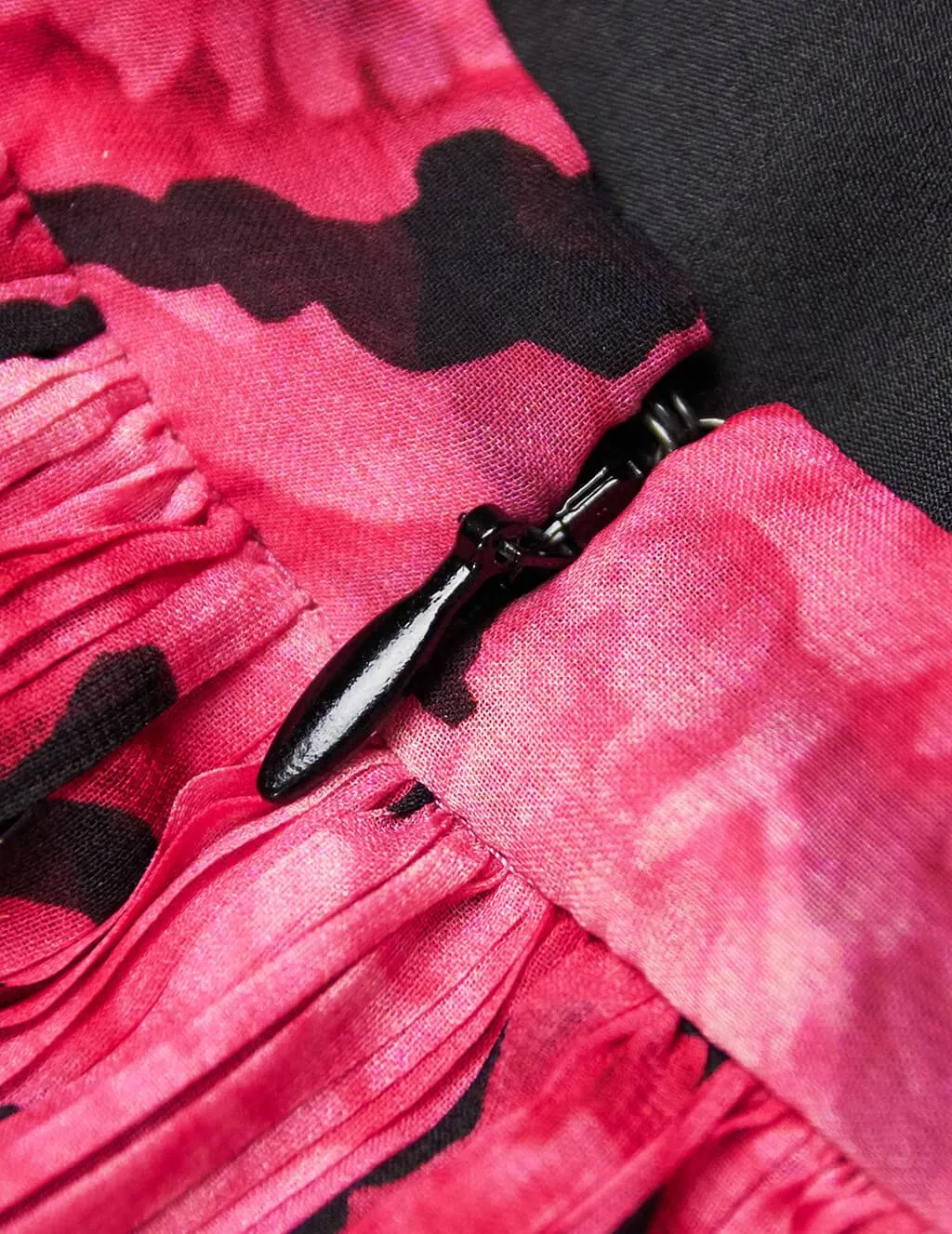 Peonie Pleated Skirt