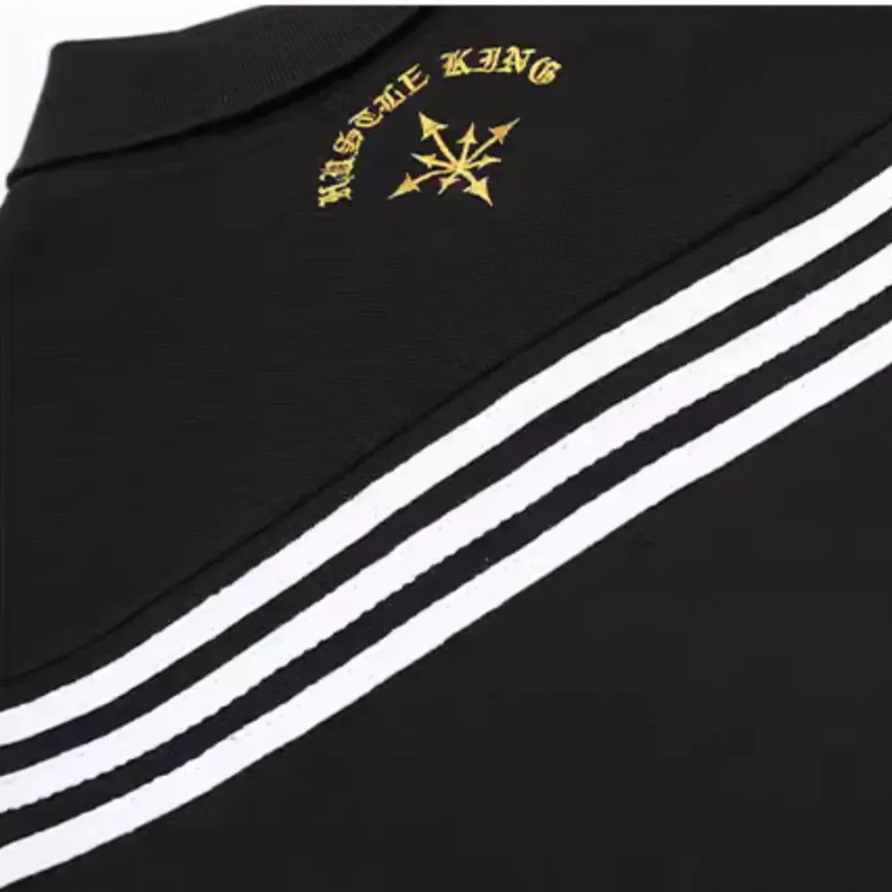 "Contrast Embroidered" Sweatshirt