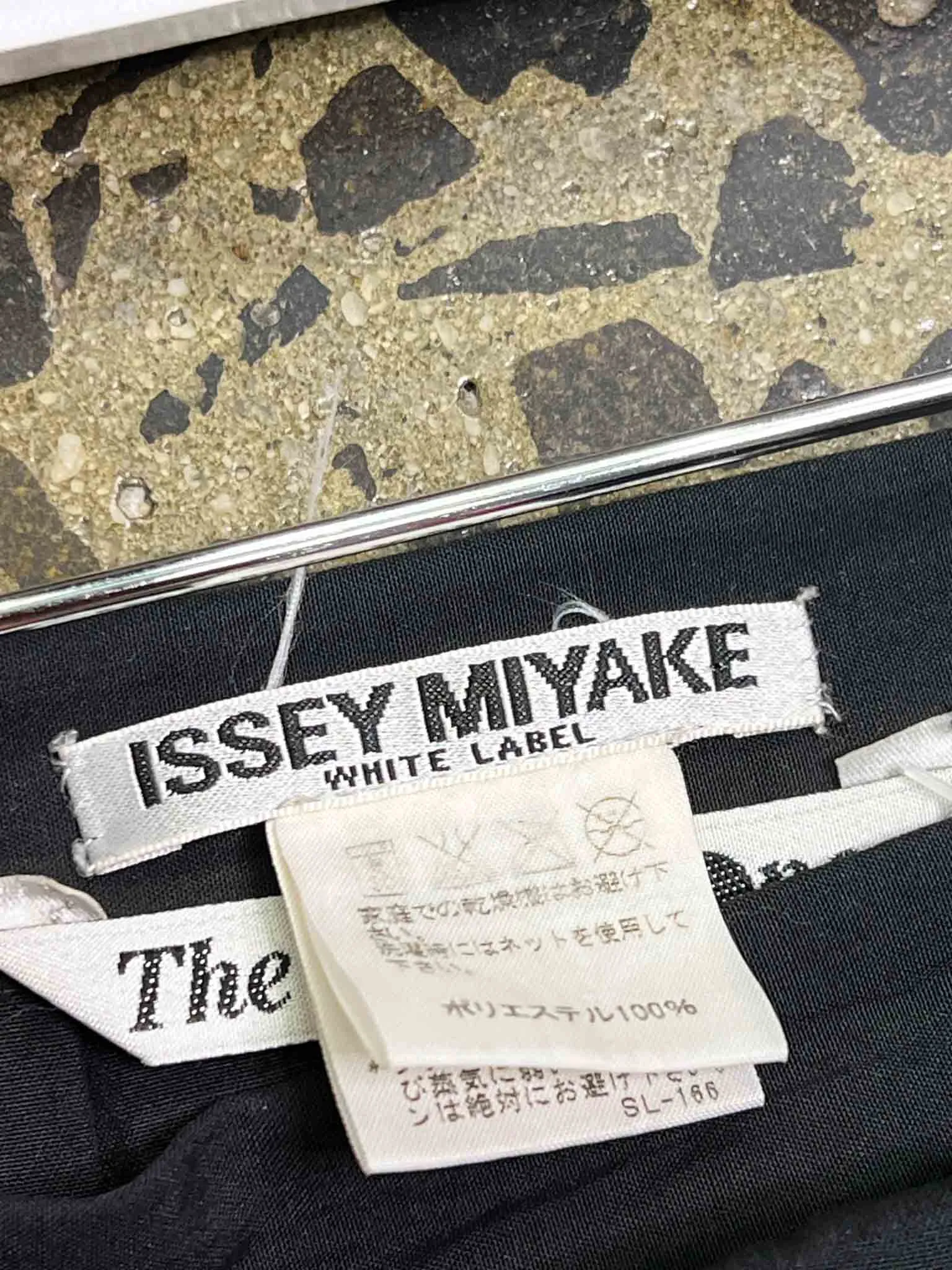 Size 3 (8/10) | Issey Miyak White Label Black The Chosen One Pleated Midi Skirt