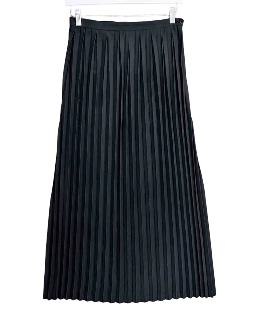 Size 3 (8/10) | Issey Miyak White Label Black The Chosen One Pleated Midi Skirt