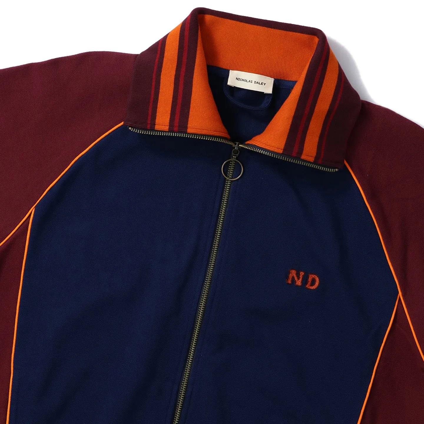 TRACK TOP