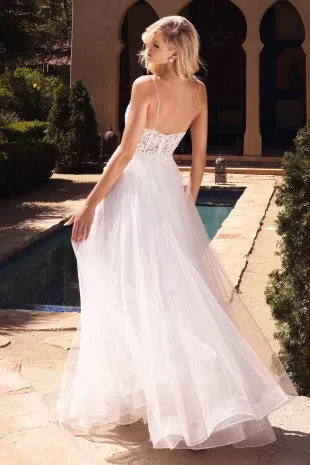 TULLE LAYERED BRIDAL GOWN