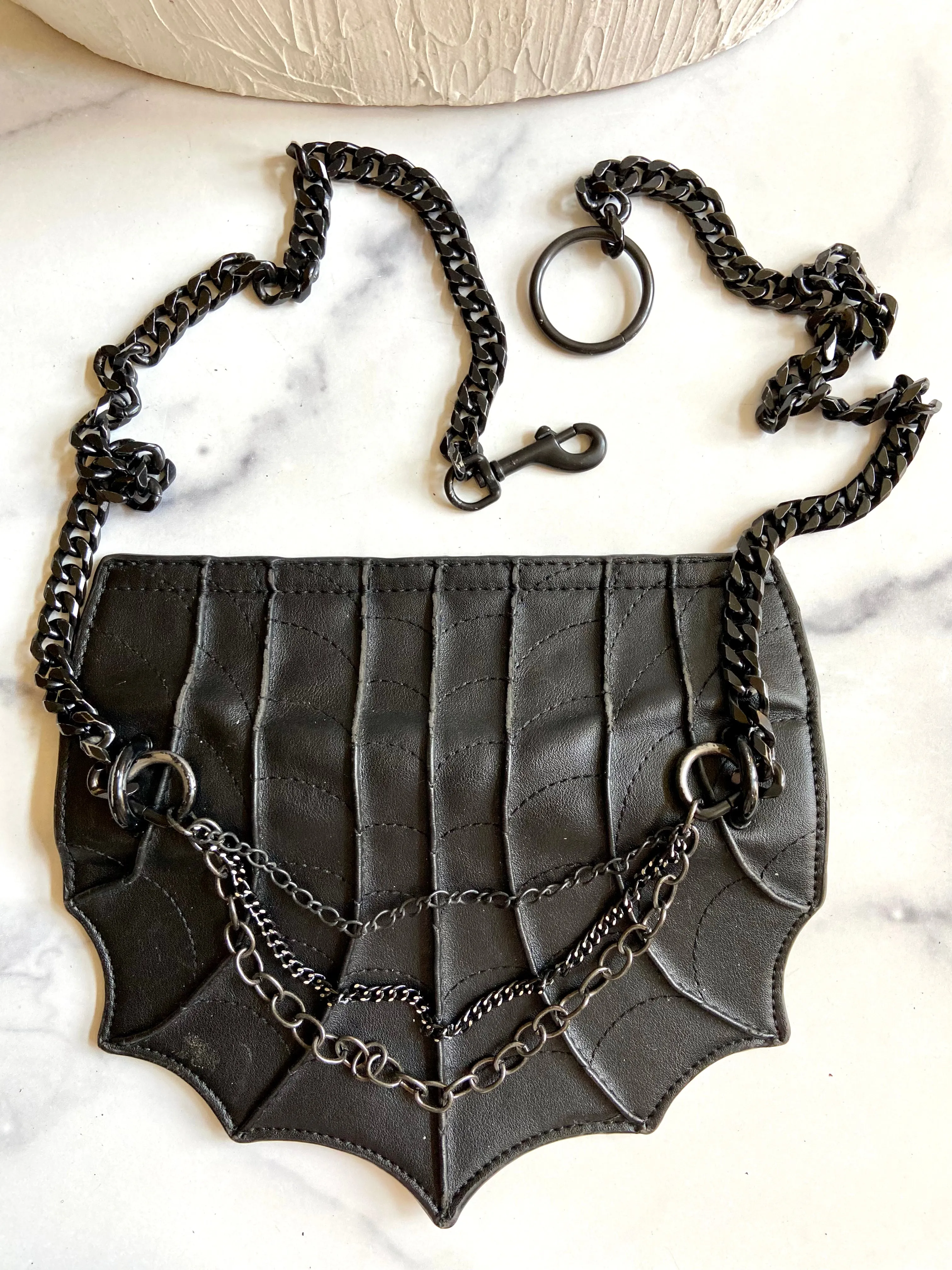 Vamp life chain belt