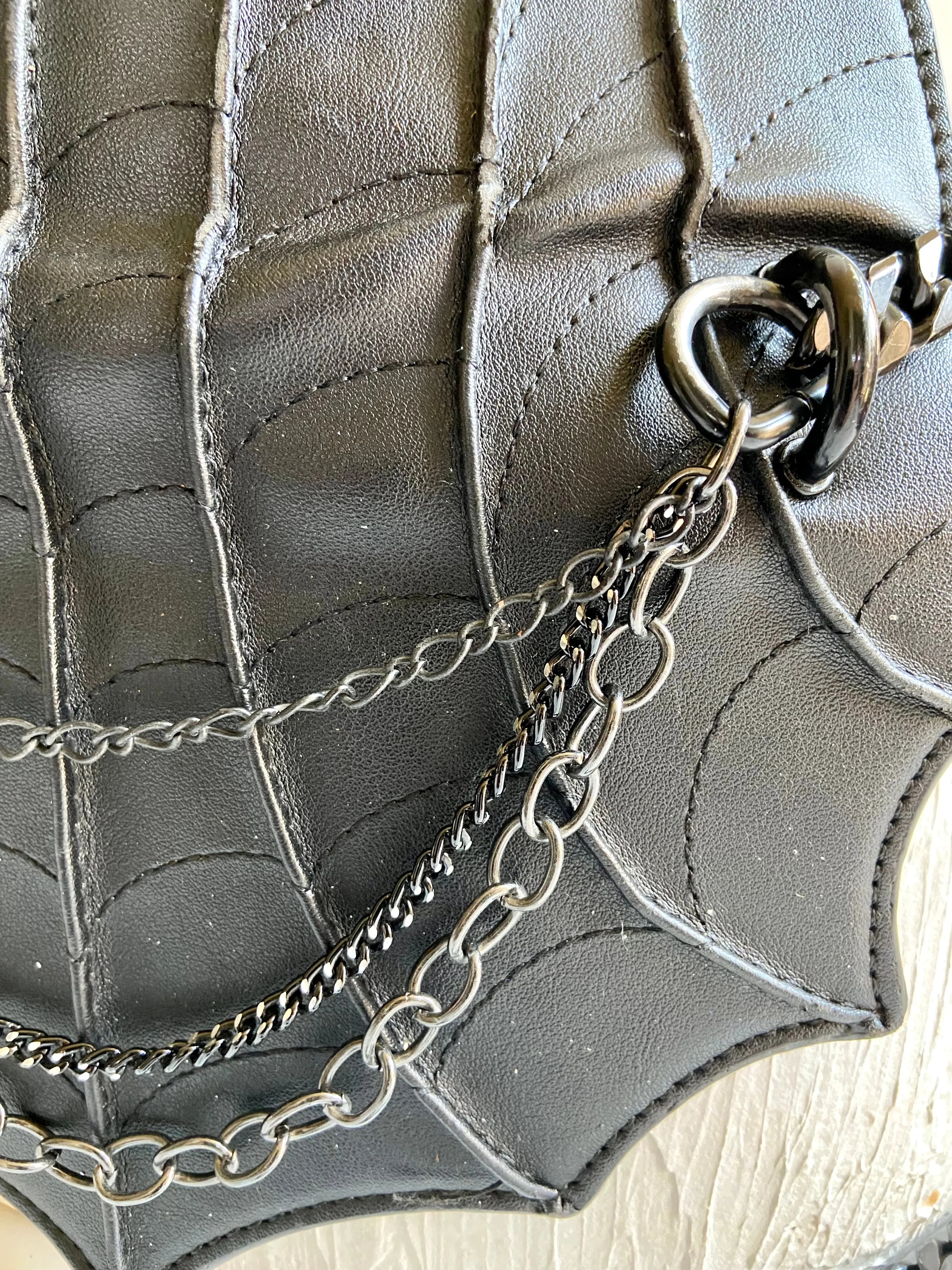 Vamp life chain belt